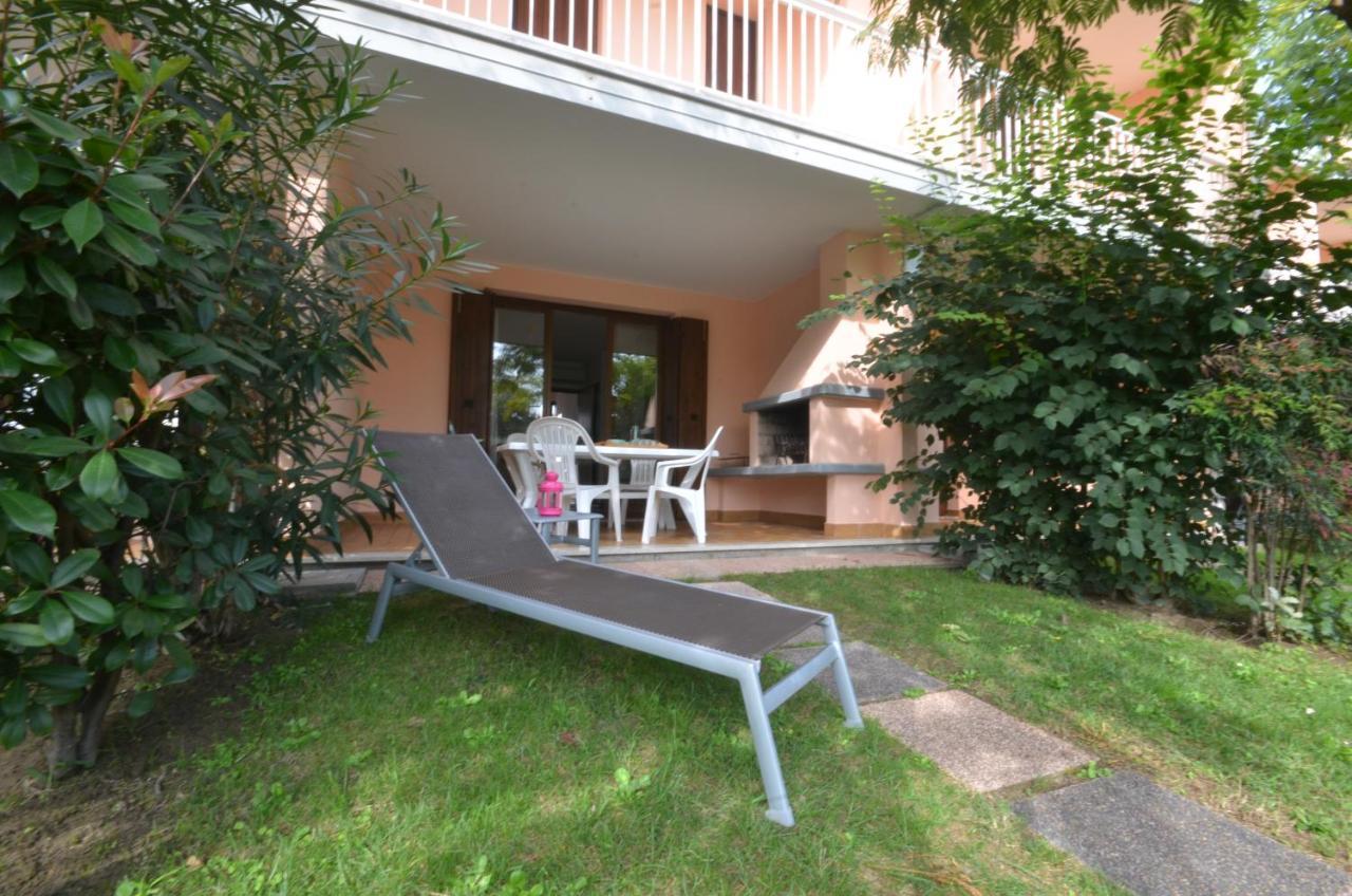Villaggio Dei Fiori Бибионе Екстериор снимка